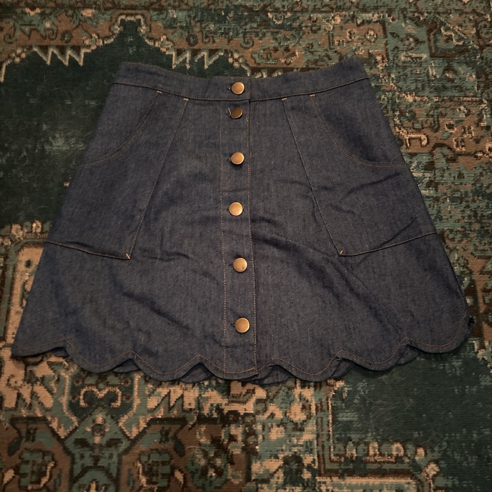 Scalloped Hem Denim Mini Skirt
